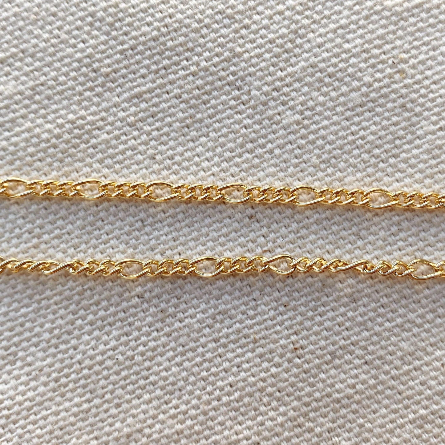 Bracelet 18k Gold Filled 2mm Rounded 3x1 Figaro Chain - HERS