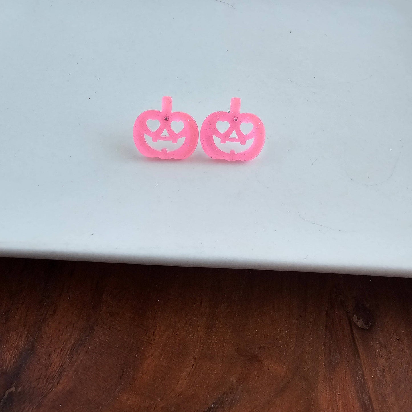 Jack O' Lantern Pumpkin Studs - Pink Glitter // Halloween Earrings