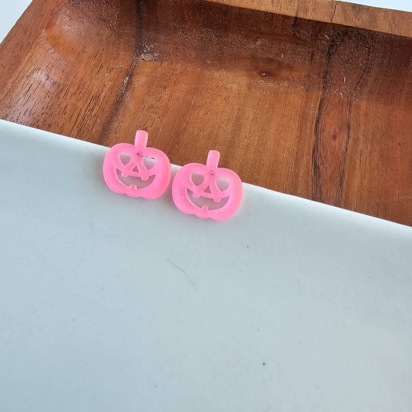 Jack O' Lantern Pumpkin Studs - Pink Glitter // Halloween Earrings