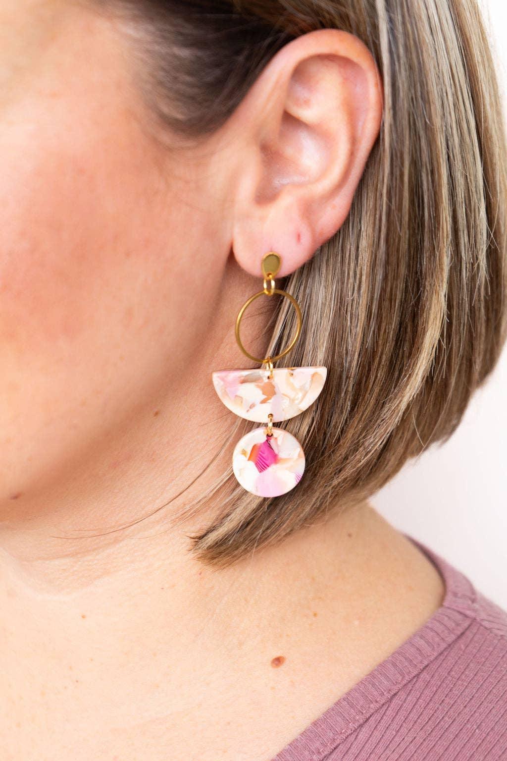 Wren Earrings - Peachy Pink - HERS