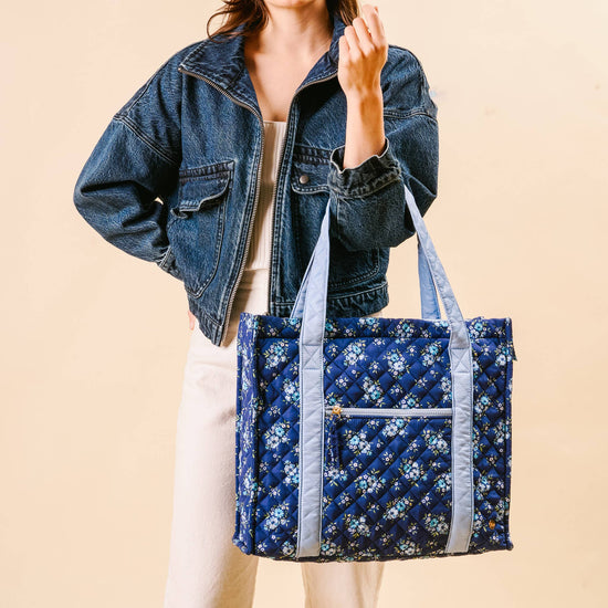 The Everyday Quilted Tote Bag-Endless Daydream Navy