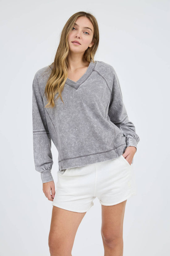 Seaside Washed V-Neck Knit Top