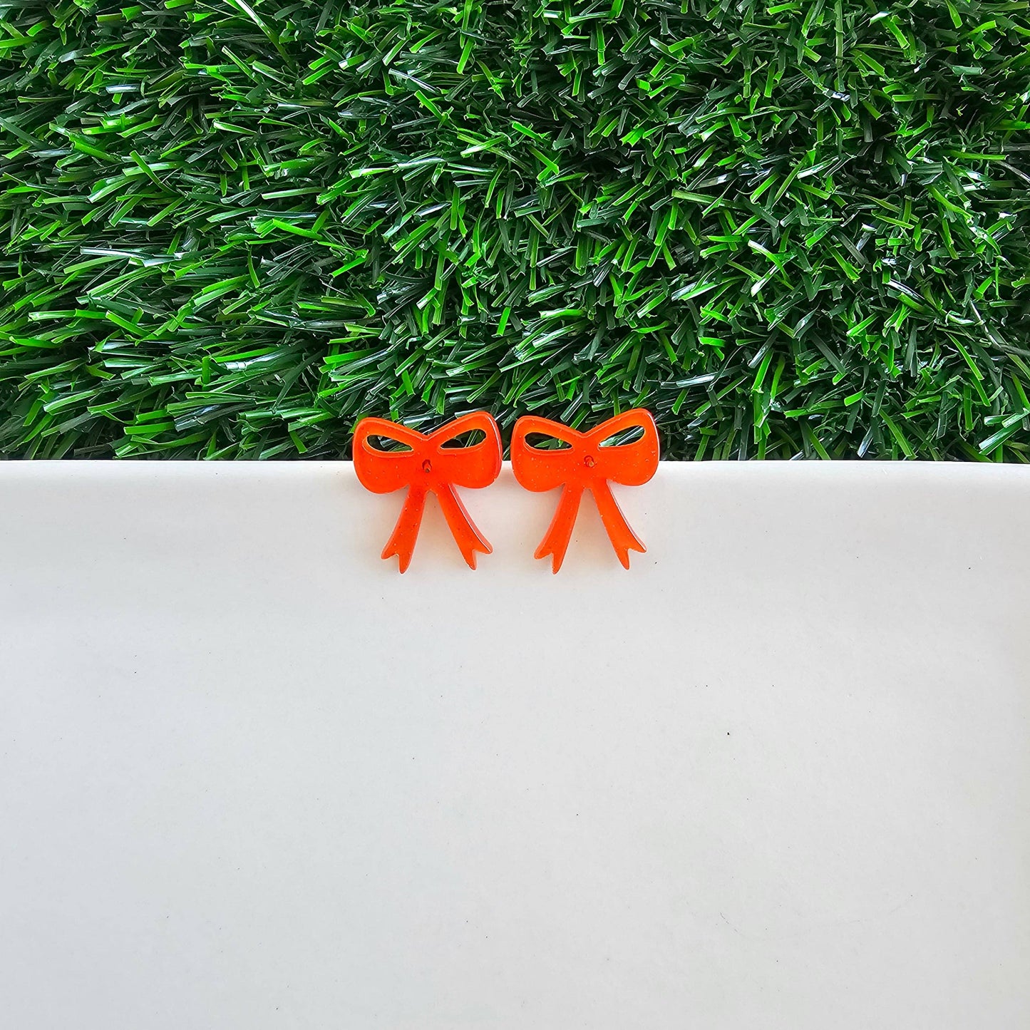 Bow Studs - Orange Glitter // Game Day