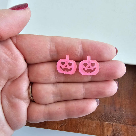 Jack O' Lantern Pumpkin Studs - Pink Glitter // Halloween Earrings